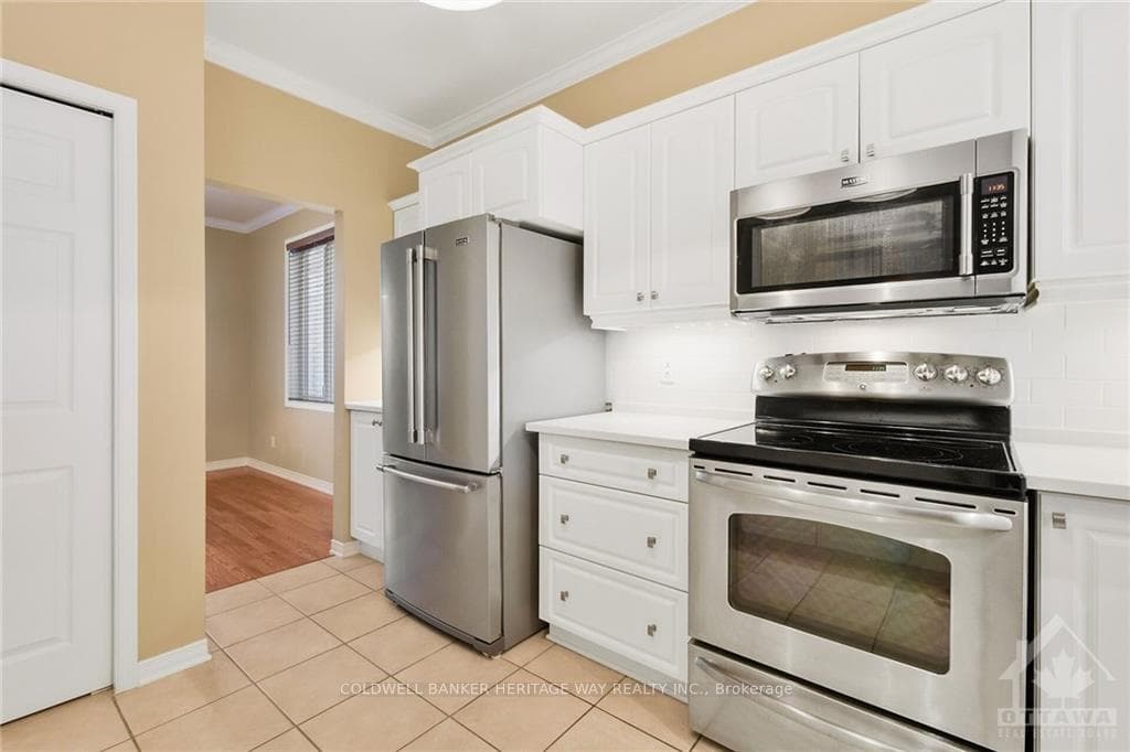 131 PATTERSON Crescent photo 12