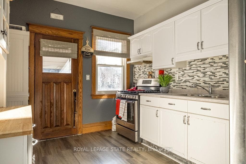 15 Connaught Avenue photo 8