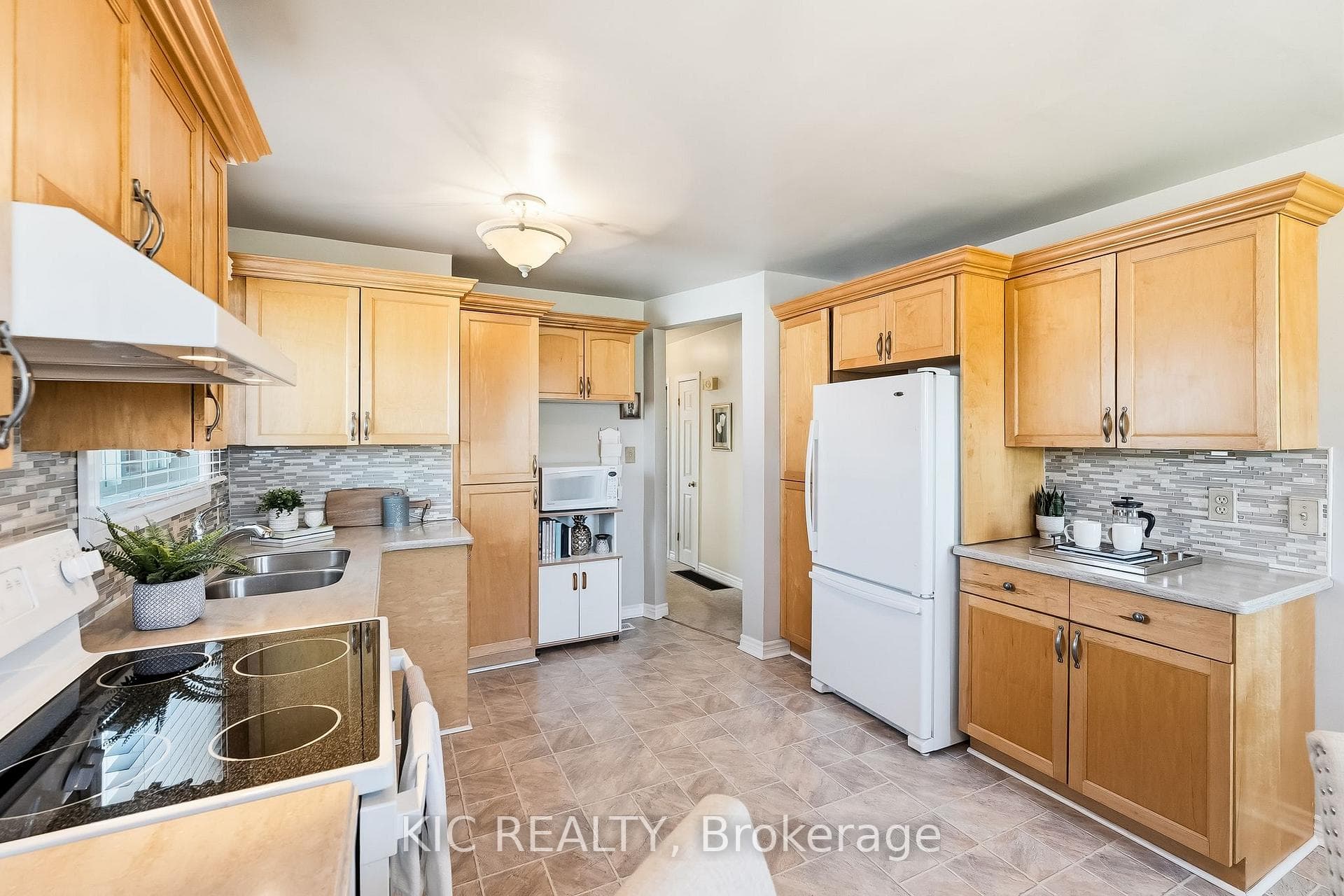71 Princess Street photo 9