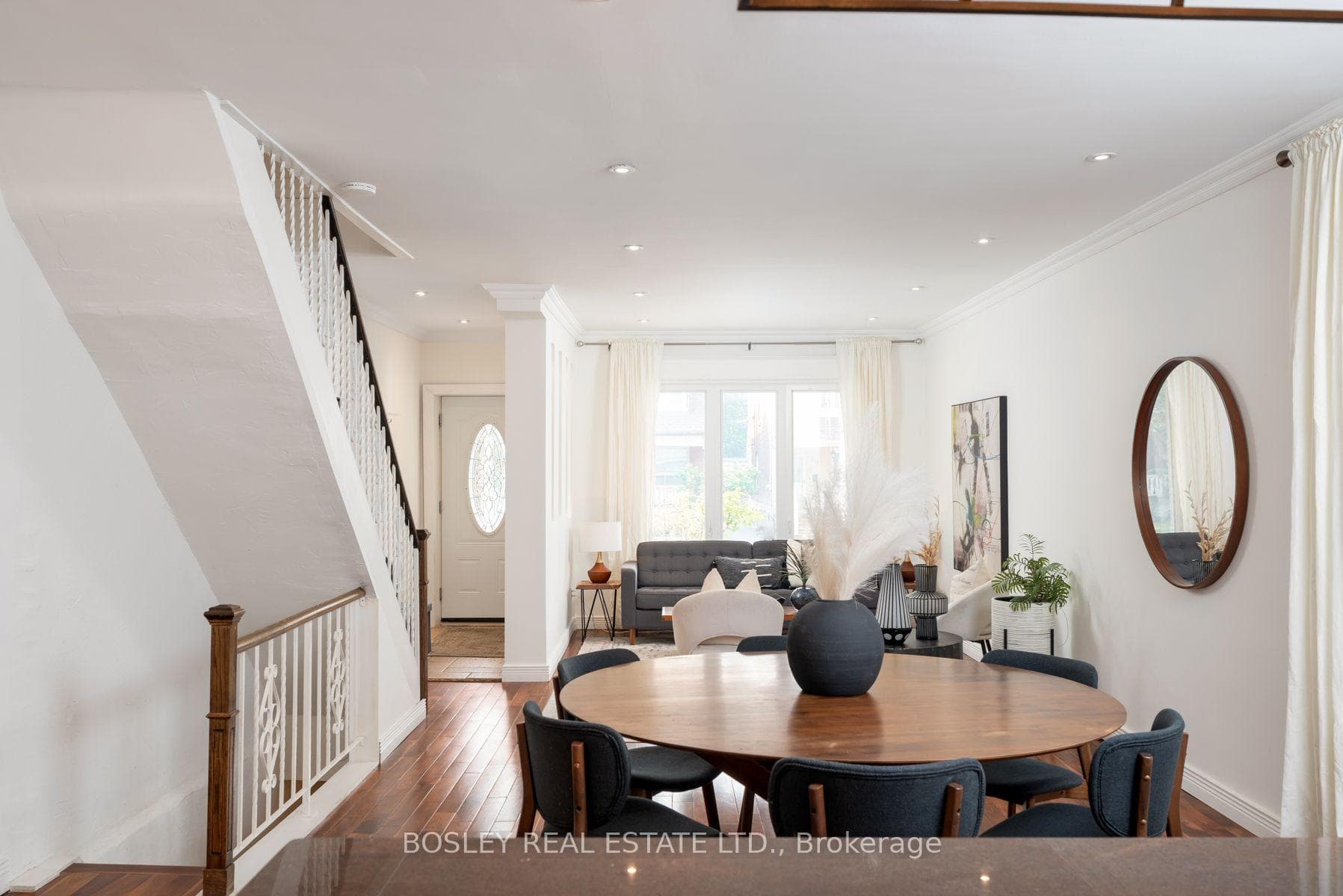 314 Milverton Boulevard photo 13