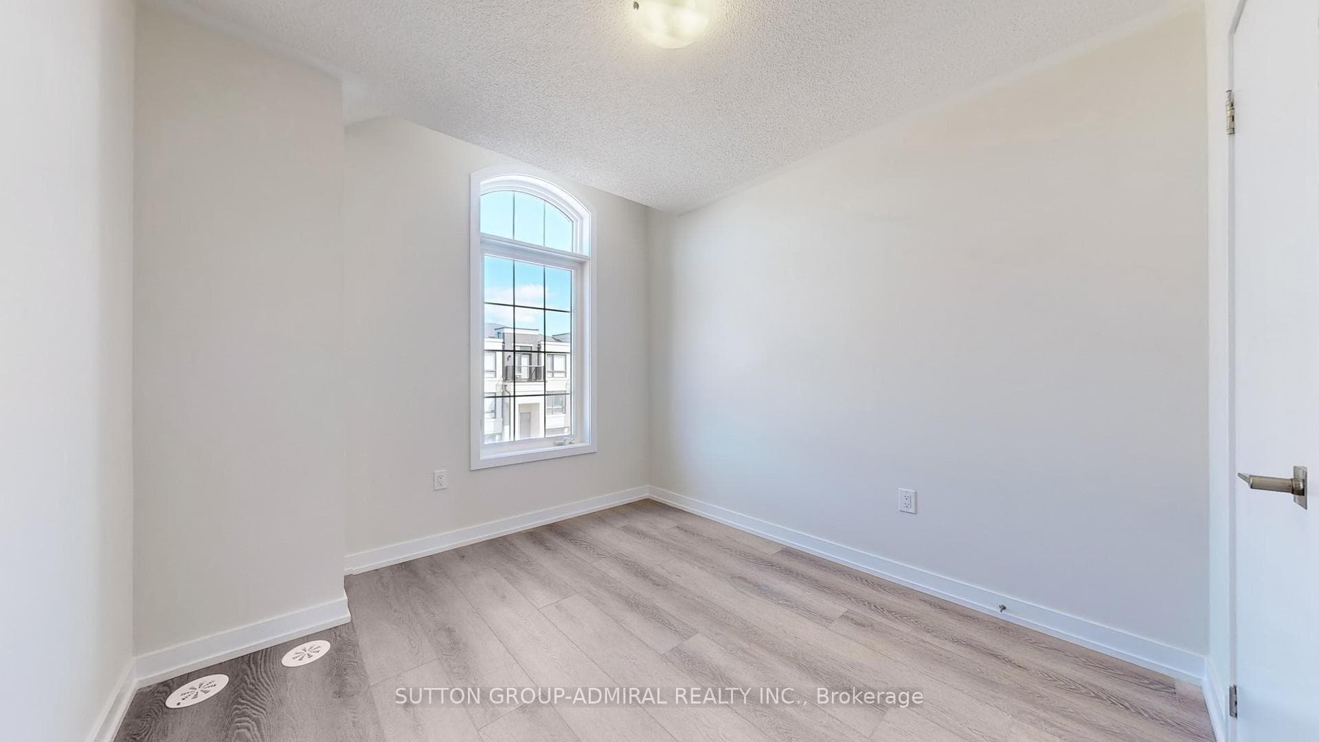 1331 KOBZAR Drive photo 19