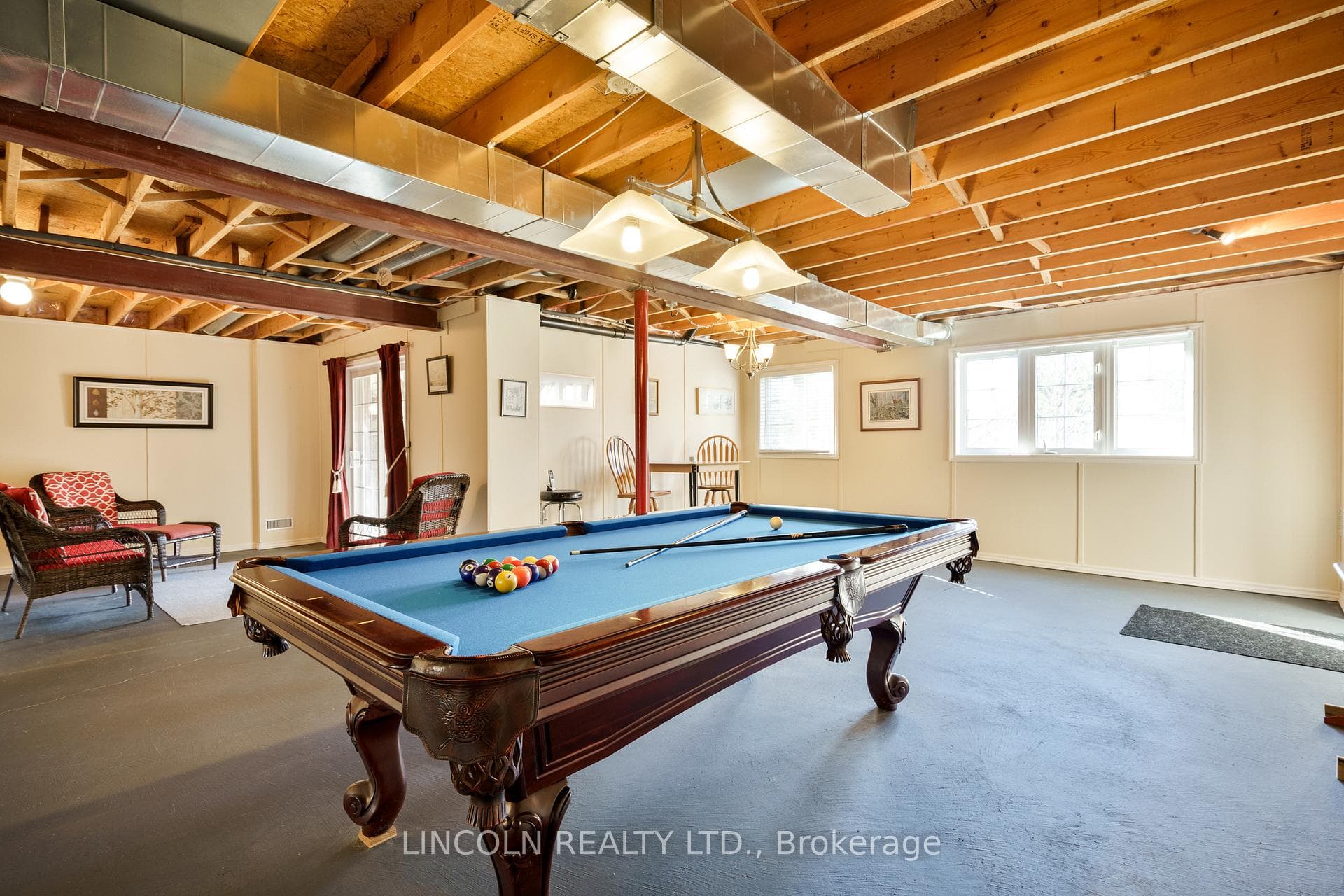 18 Glendower Crescent photo 19