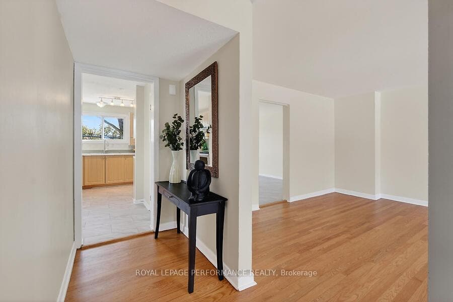 30 Mulvagh Avenue photo 4