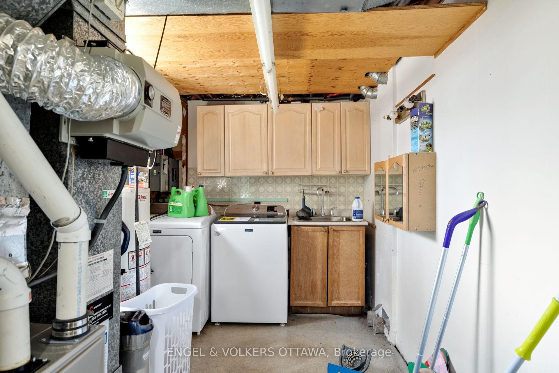 1311 S Avenue photo 38