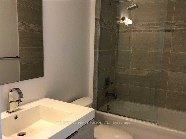 318 Richmond Street Unit 2510 photo 6