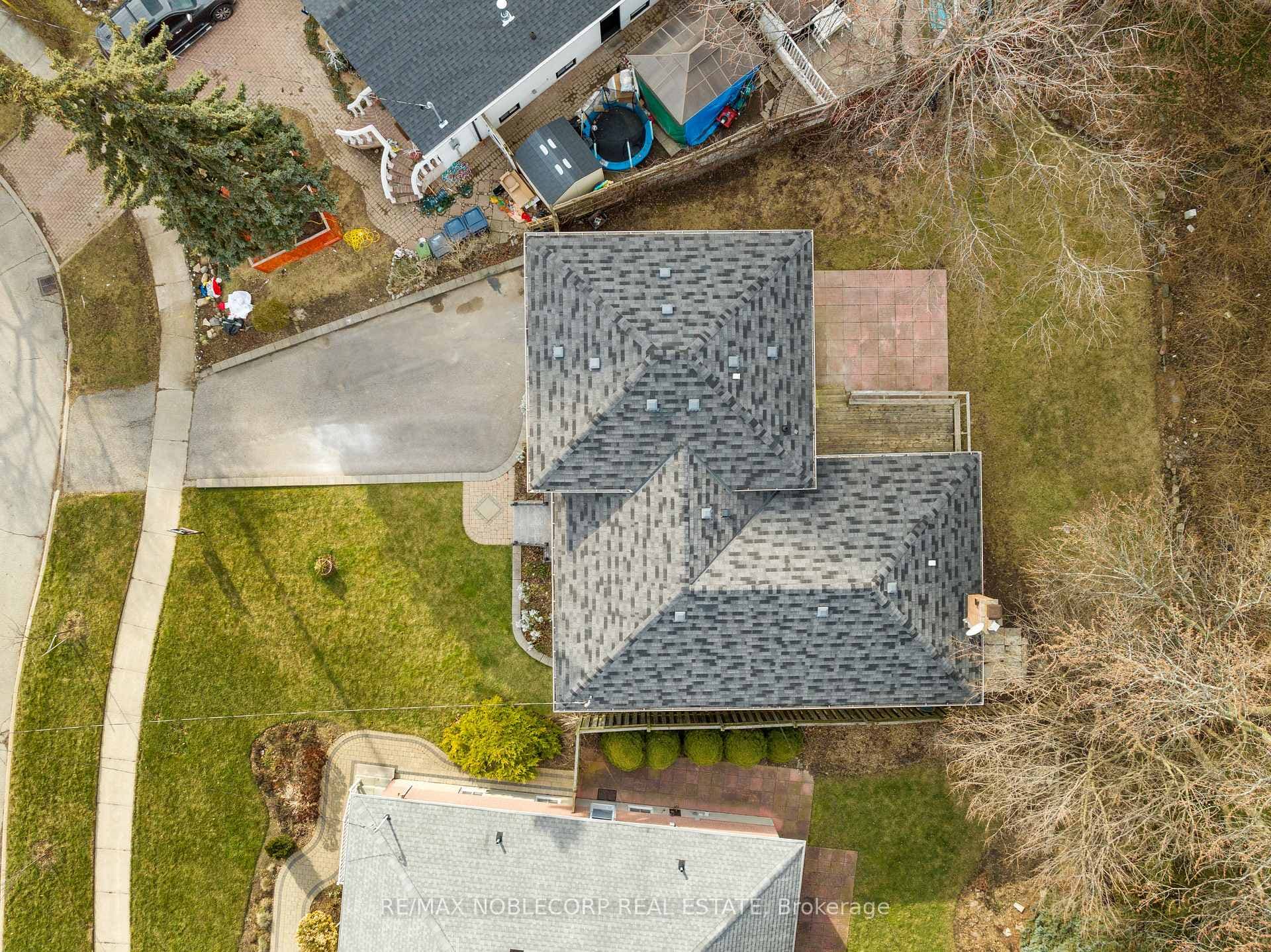 34 Leverhume Crescent photo 27