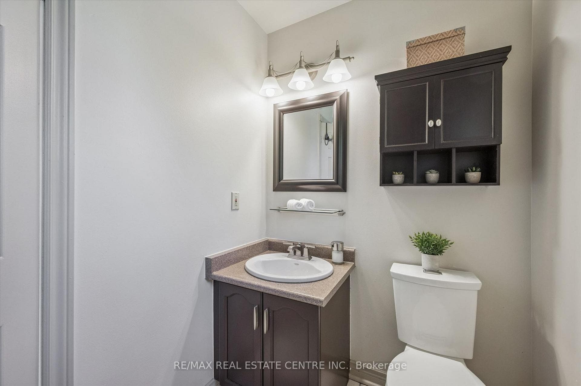 40 Beasley Crescent photo 29