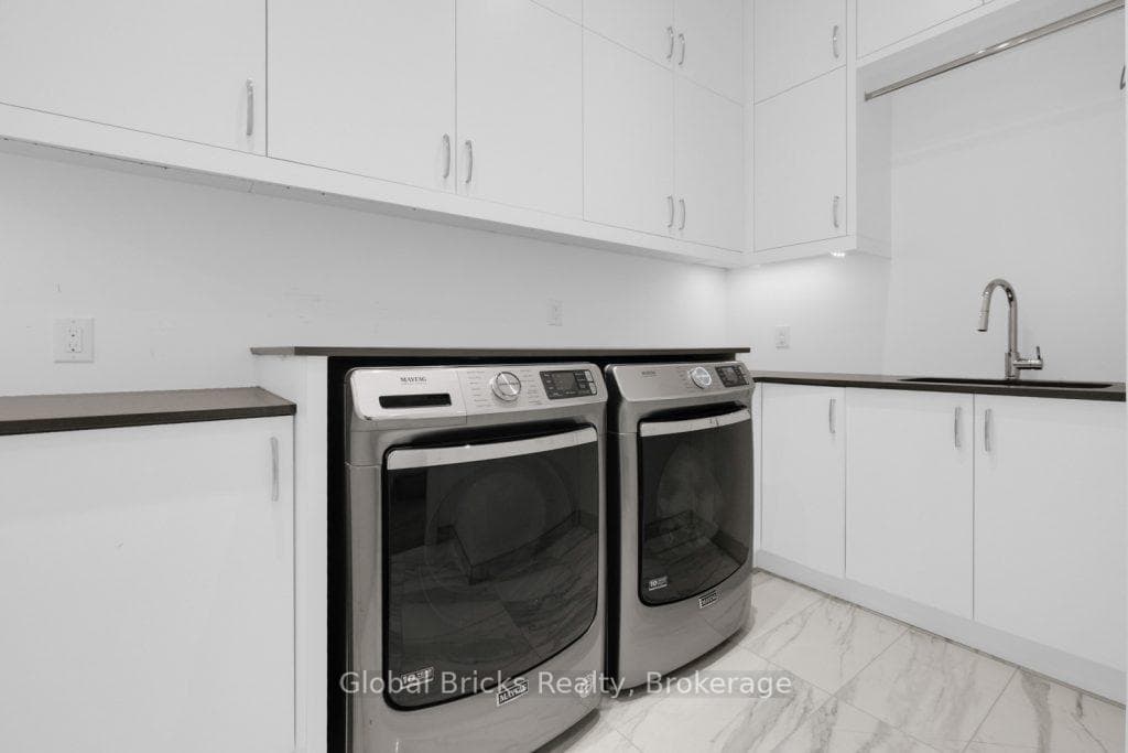 53 Elizabeth Drive photo 31
