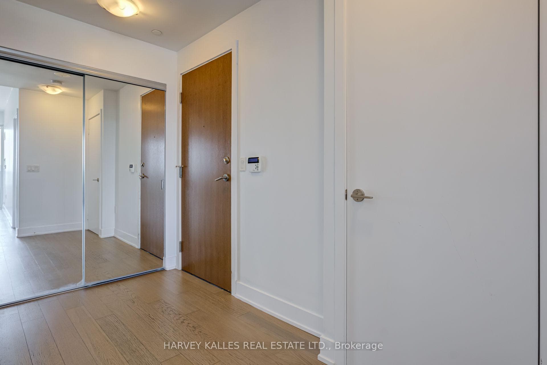 30 Shore Breeze Drive Unit 1822 photo 27