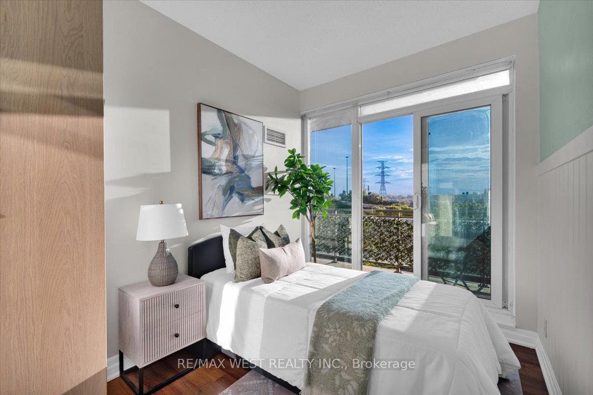 2119 Lake Shore Boulevard Unit 604 photo 12