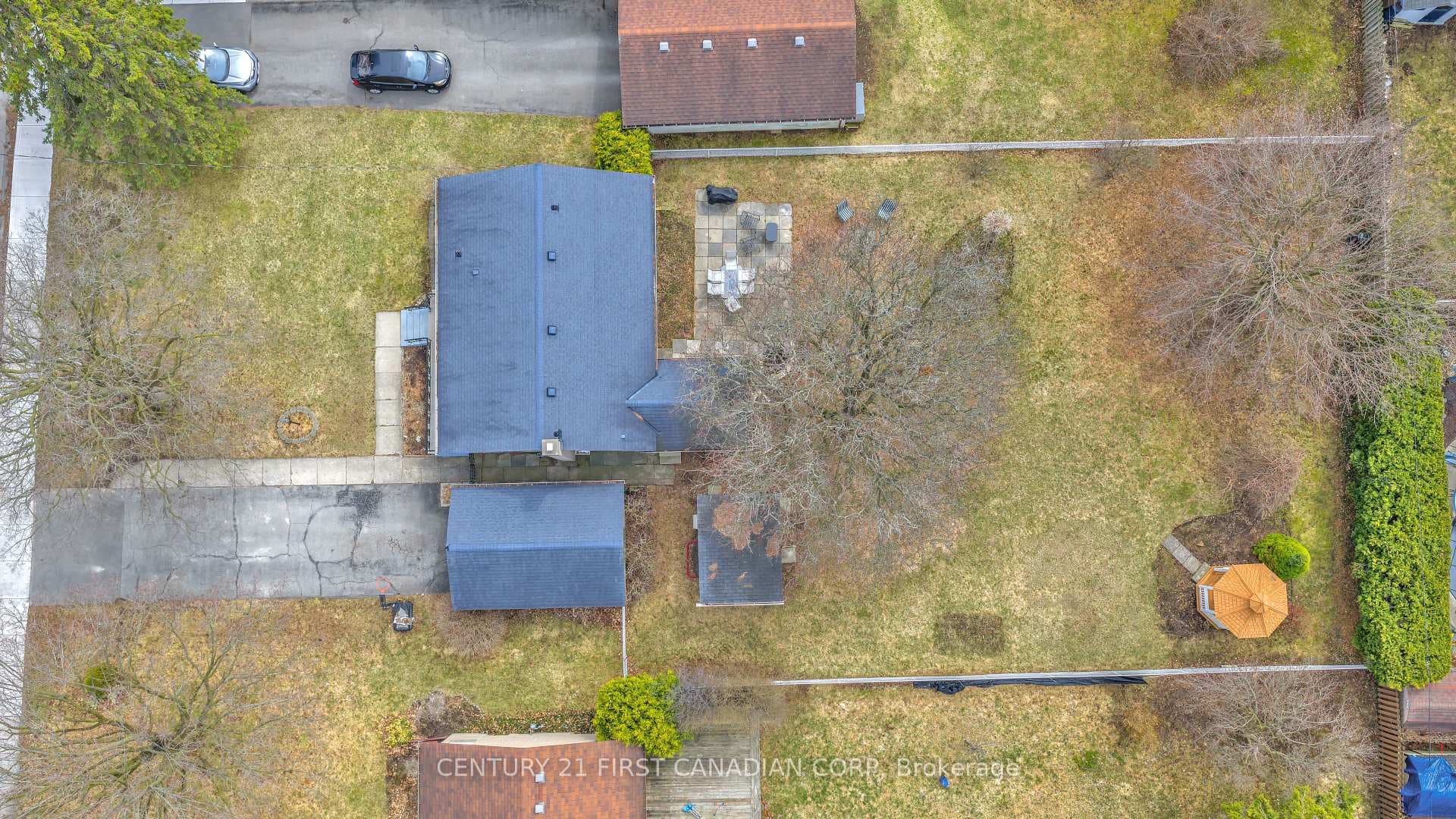 1499 North Vernon Avenue photo 22