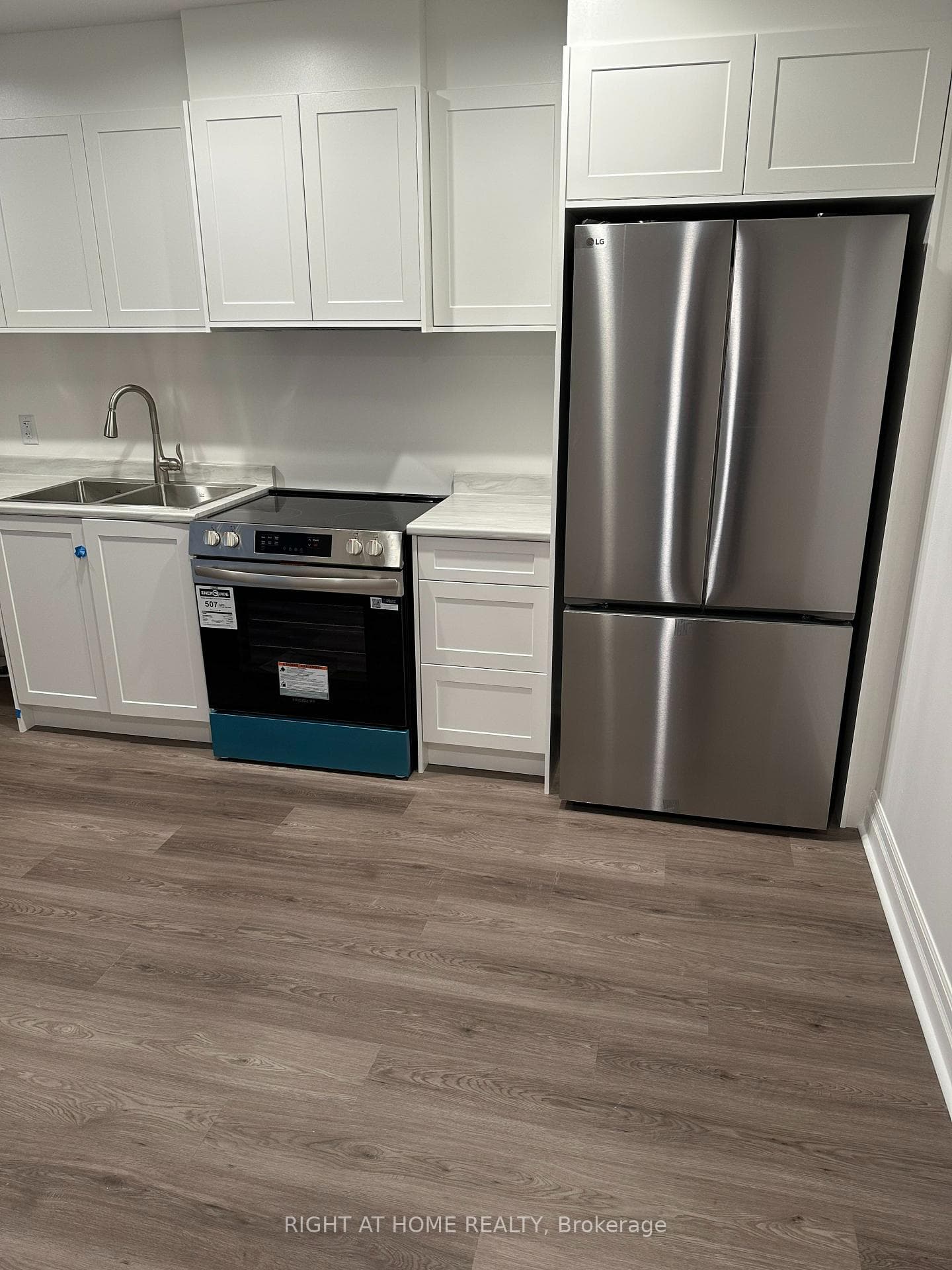 7491 Marvel Drive Unit Lower, photo 2