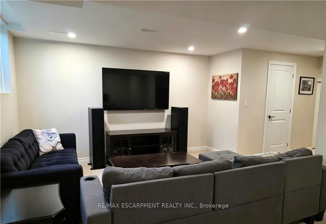 6 Chestnut Drive Unit 9 photo 17