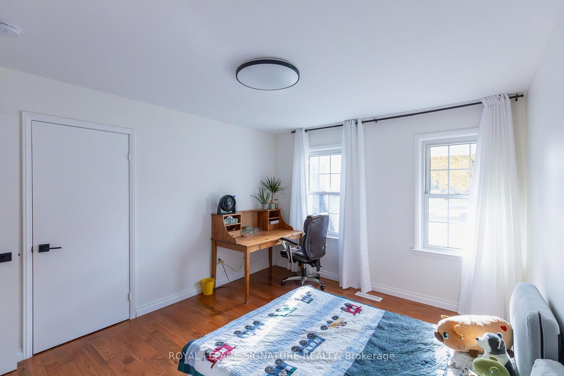 1737 Branchwood Park Unit Main photo 3