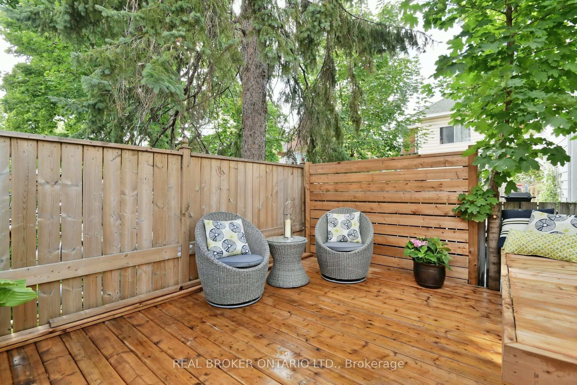 5 Foster Street photo 26