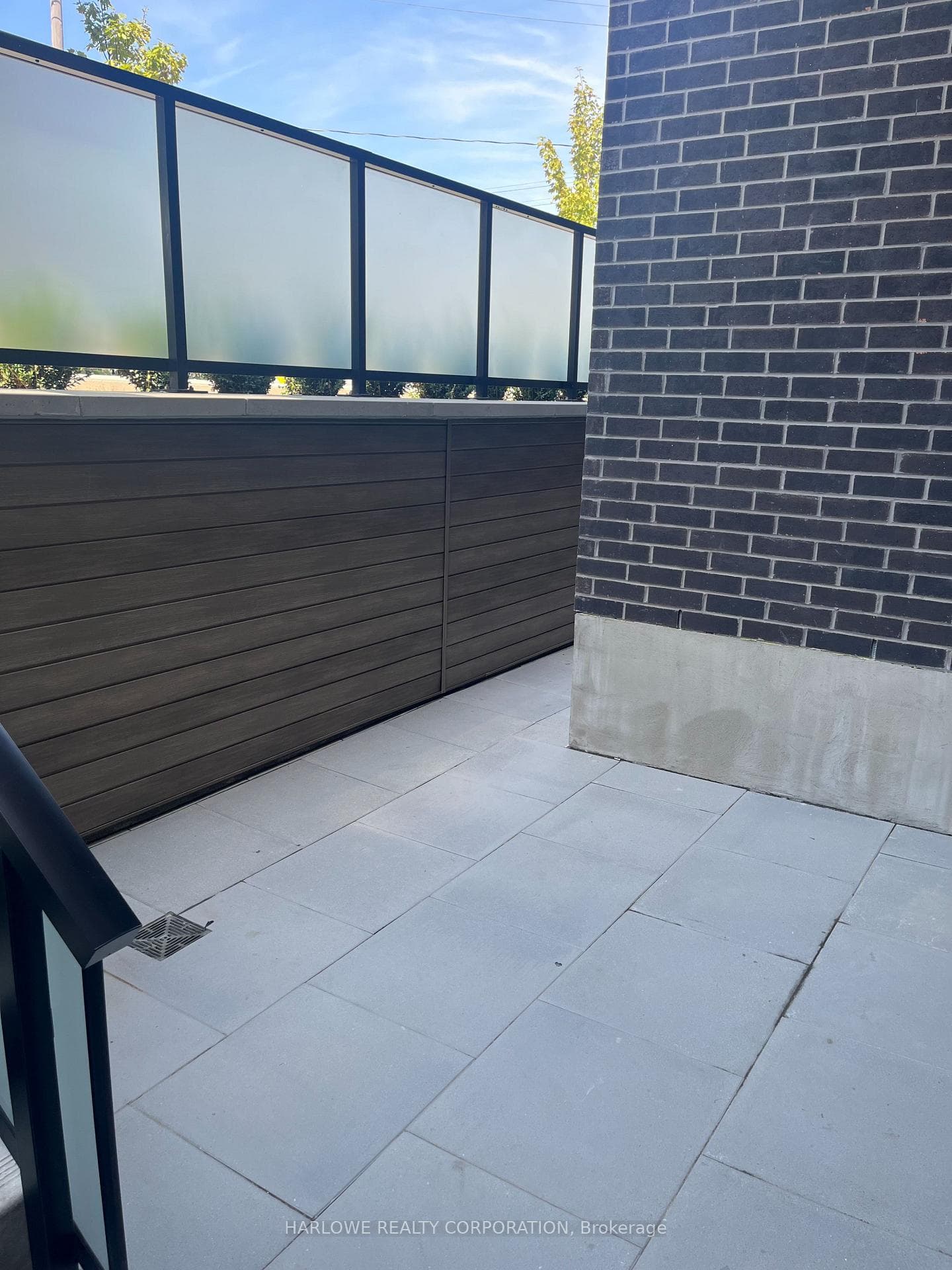 2787 Eglinton Avenue Unit 334 photo 15