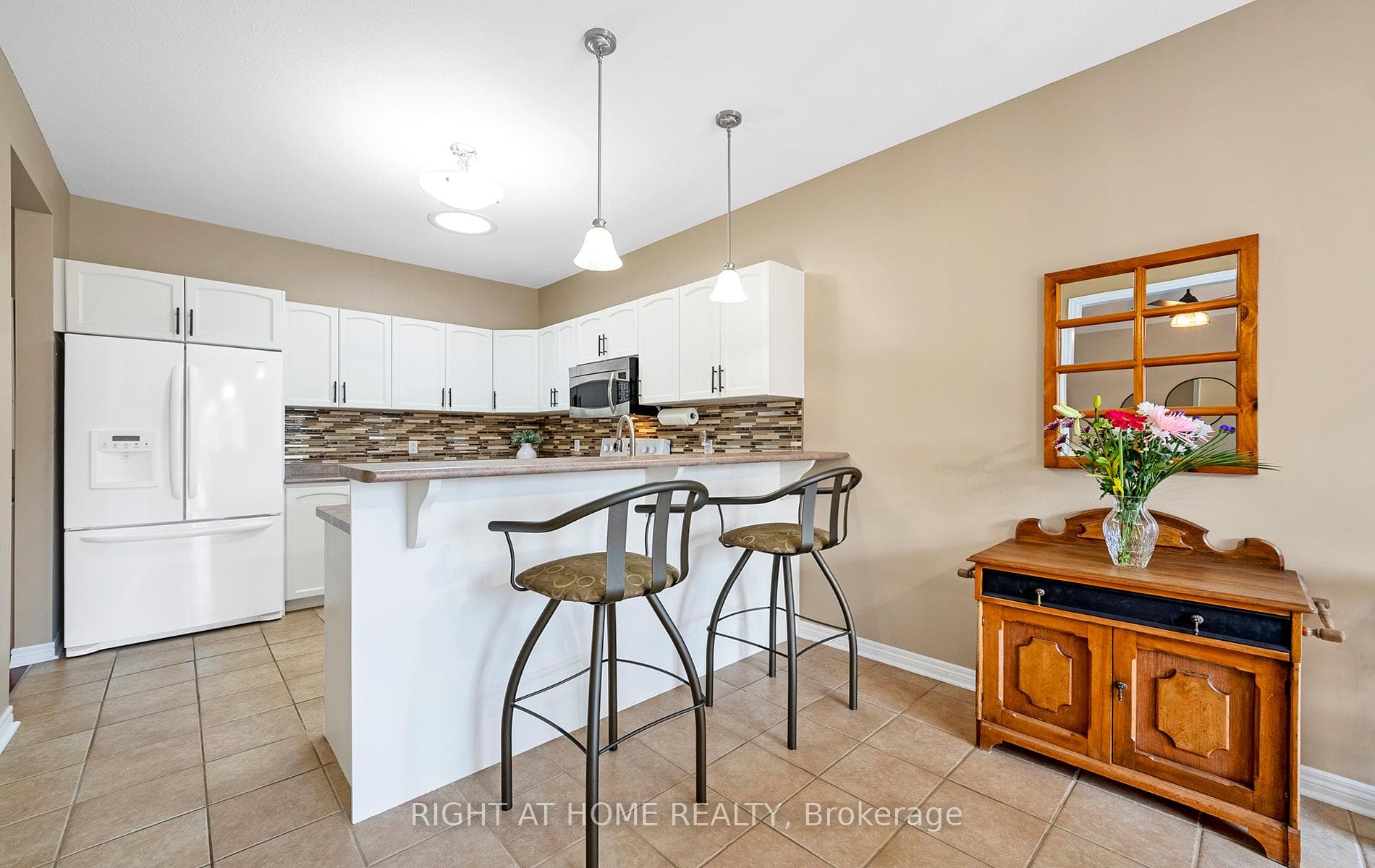 35 Sadler Crescent photo 23