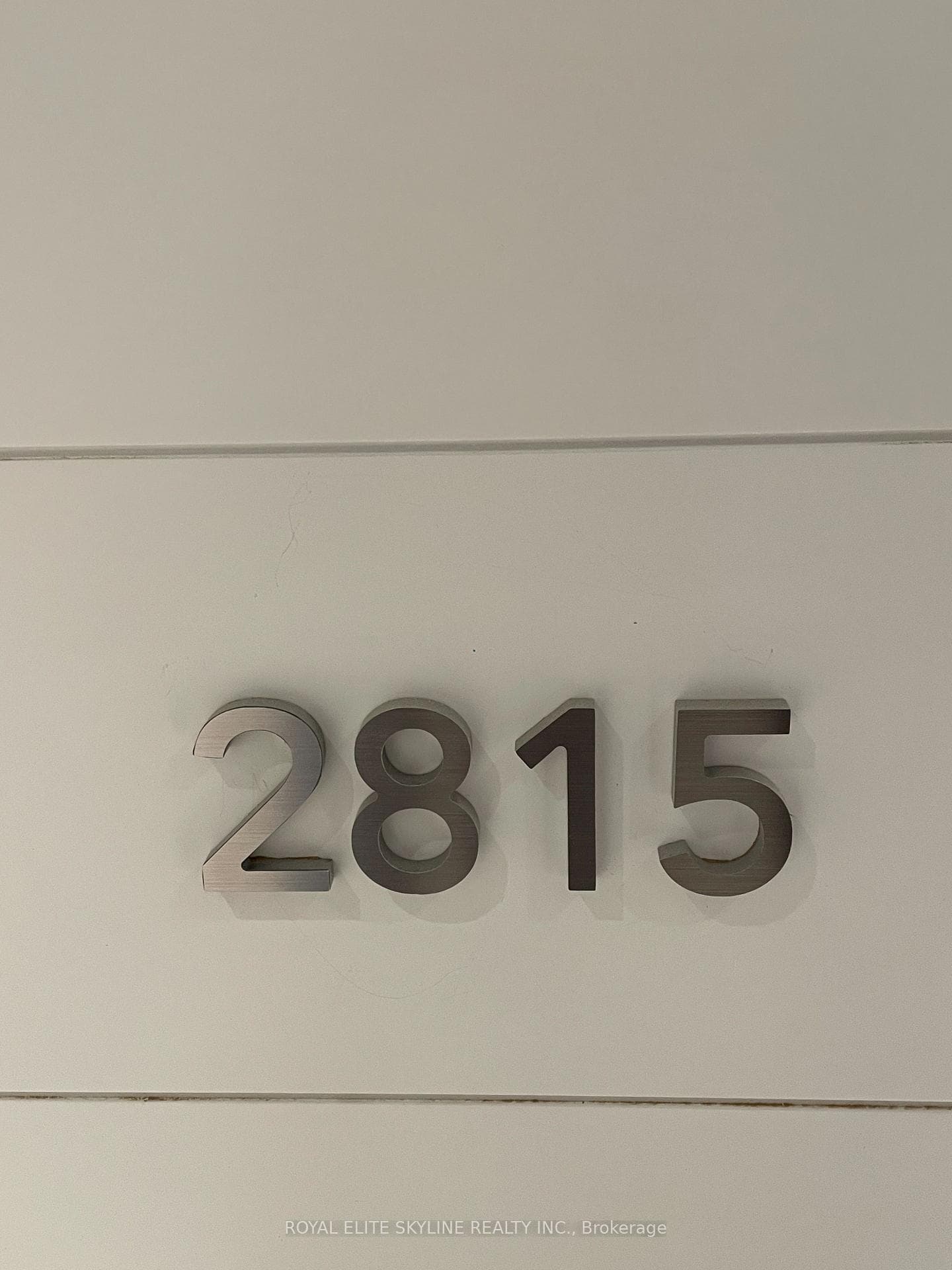 230 Simcoe Street Unit 2815 photo 10