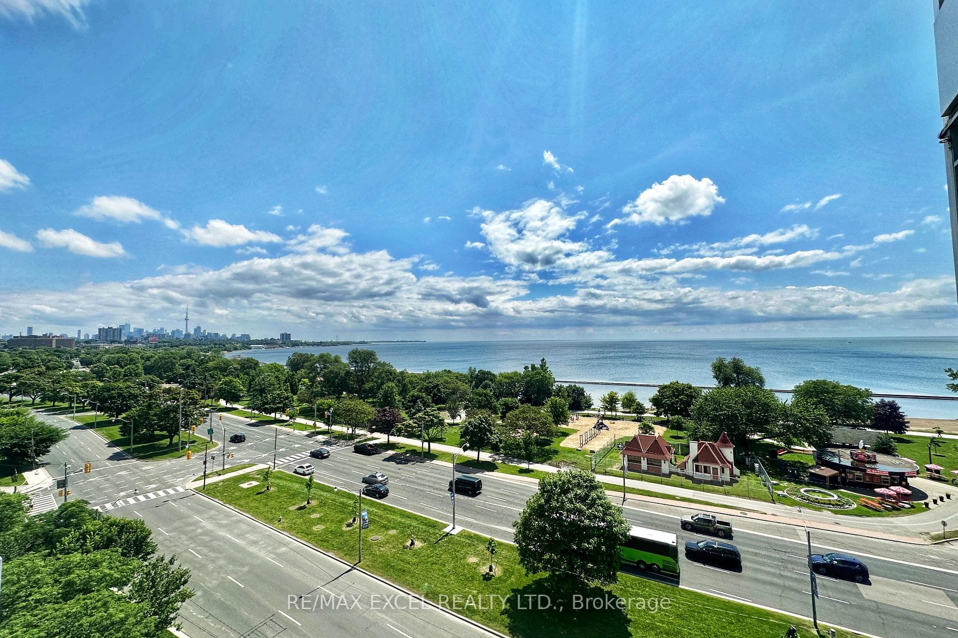 1910 Lakeshore Boulevard Unit 807 photo 24