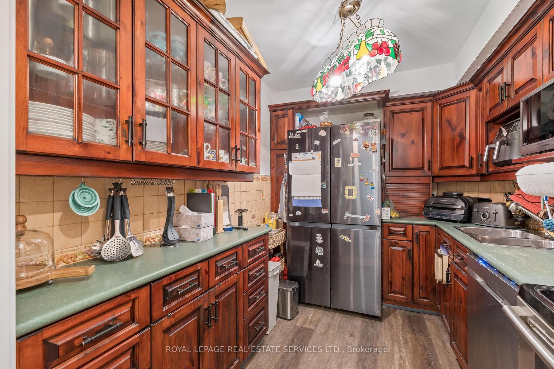1250 Mississauga Valley Boulevard Unit 1 photo 14