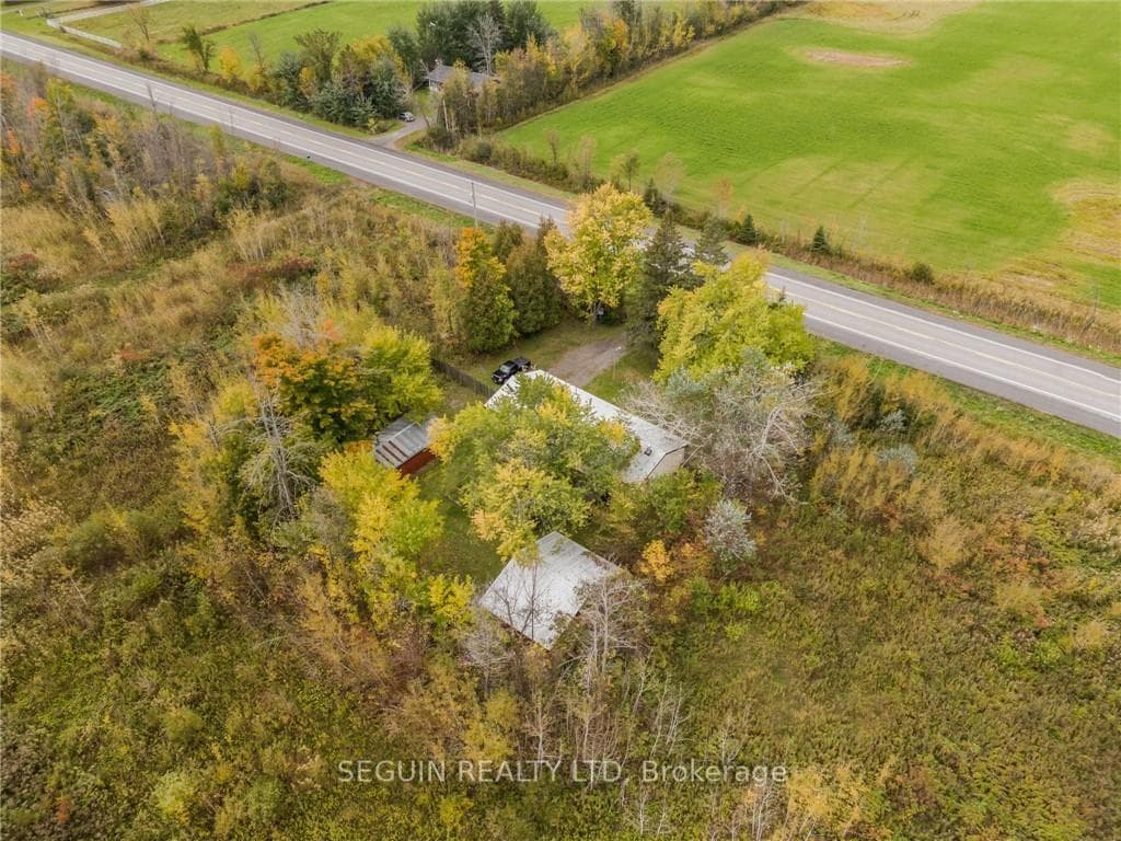 6651 HIGHWAY 34 photo 3