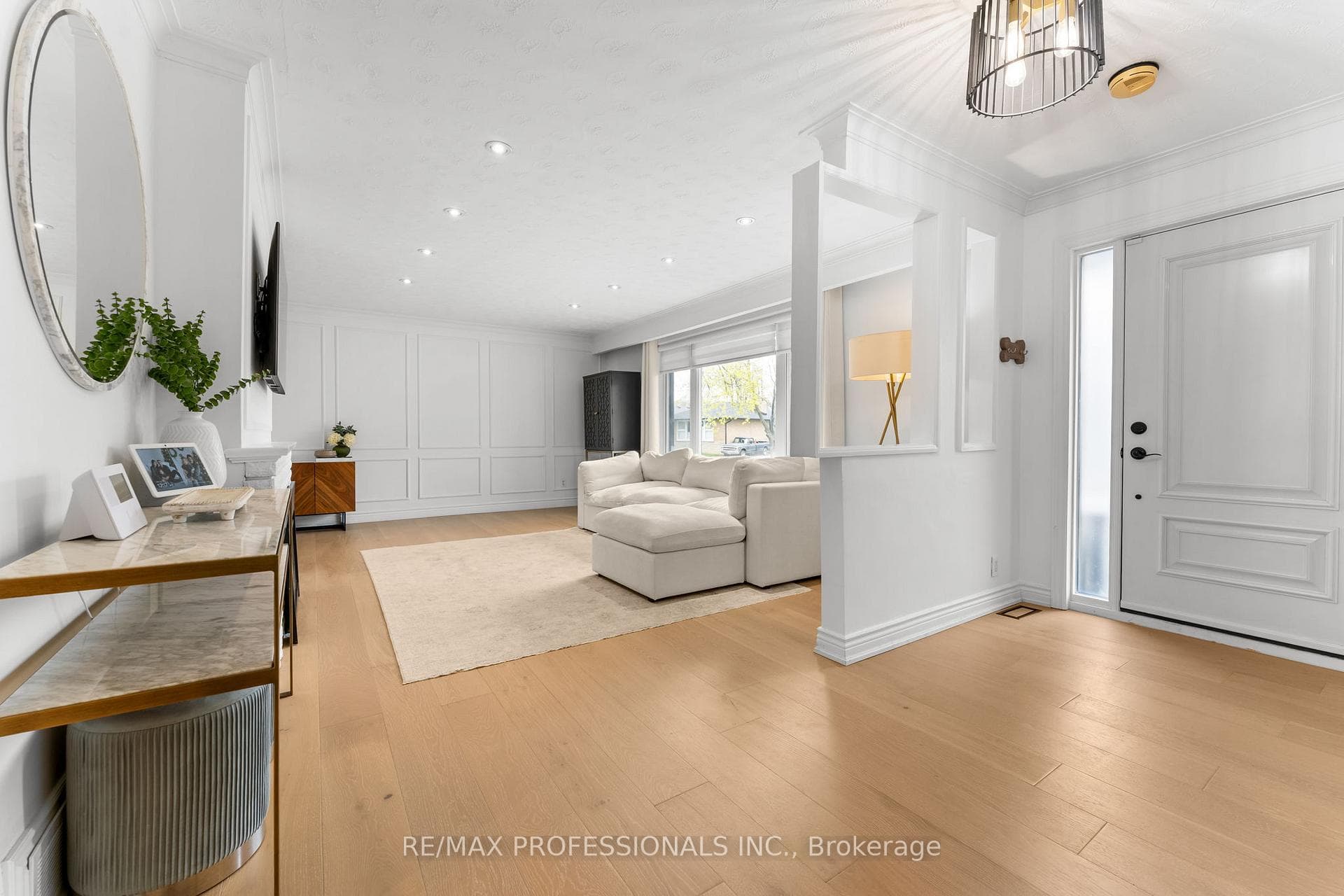 2 Tewsley Place photo 3