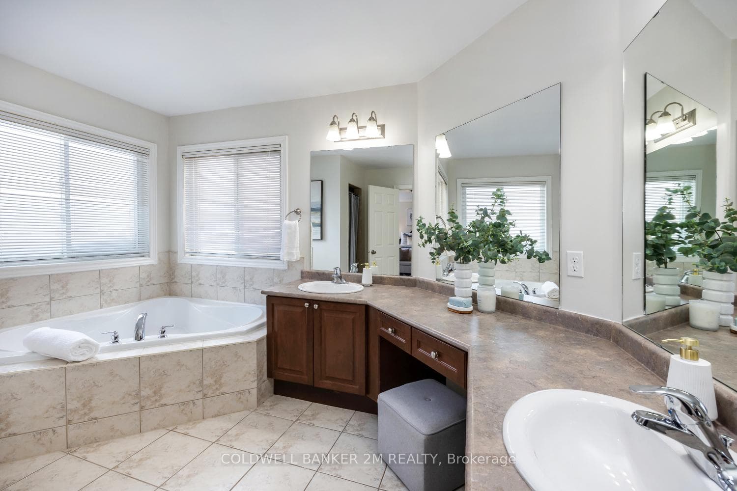 54 Southfield Avenue photo 26