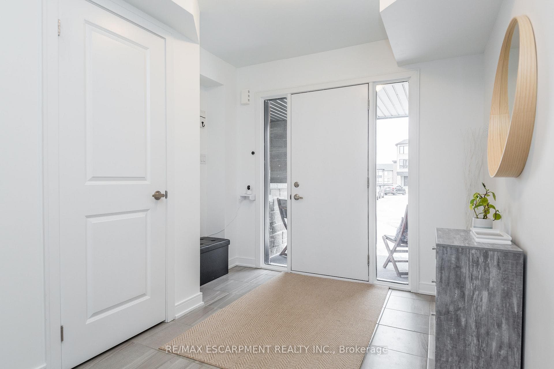 33 Red Maple Lane photo 4