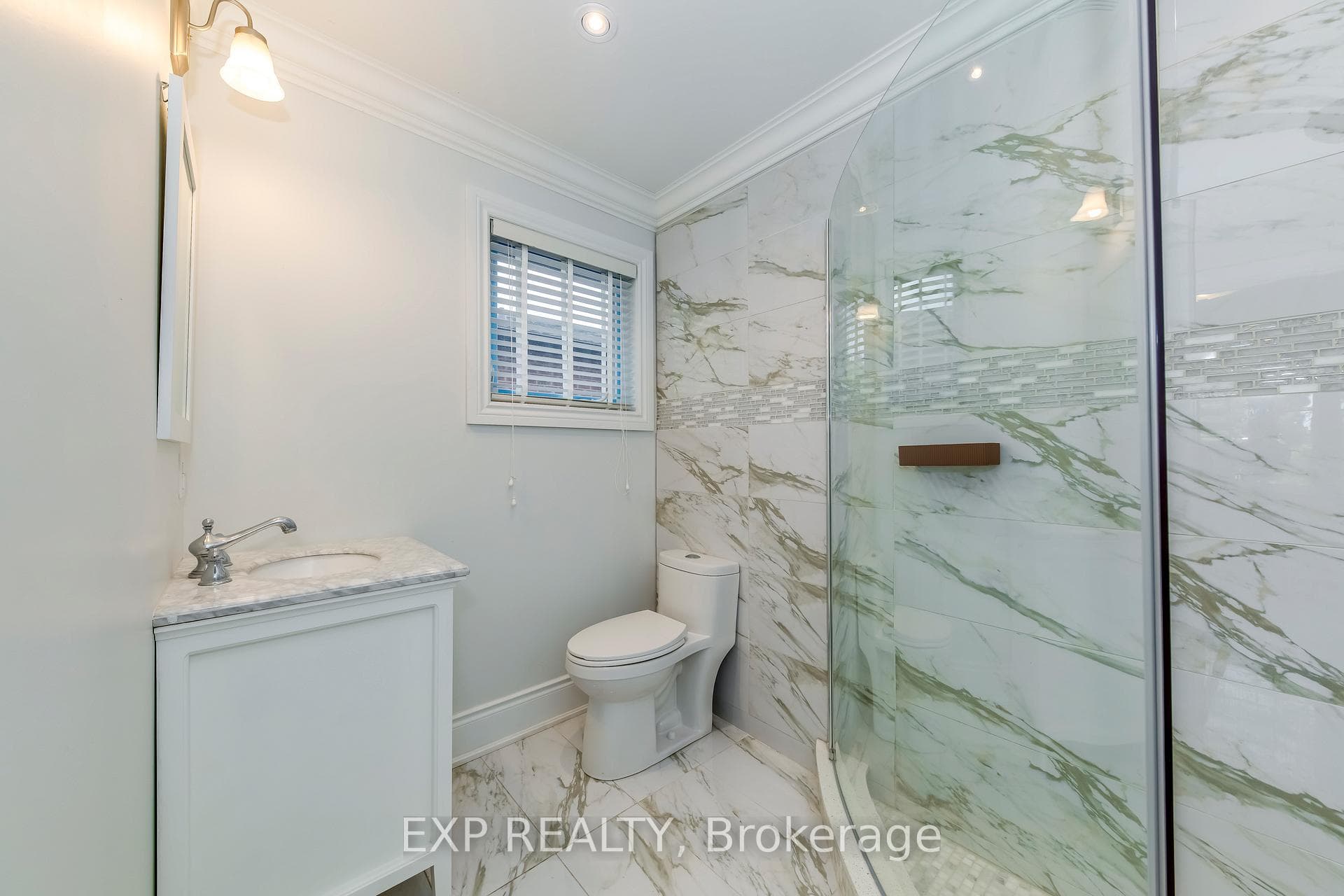 1135 Montrose Abbey Drive photo 31