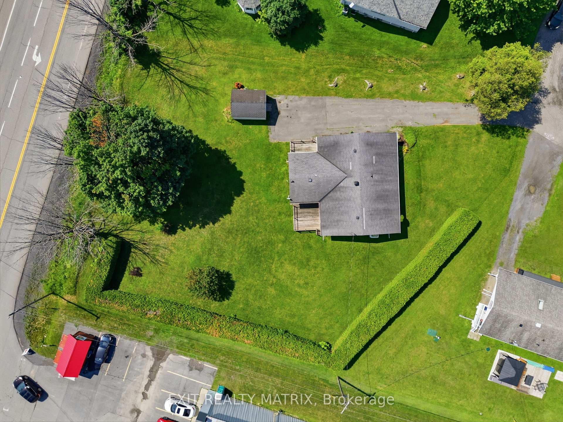 3 Hillview Circle photo 34