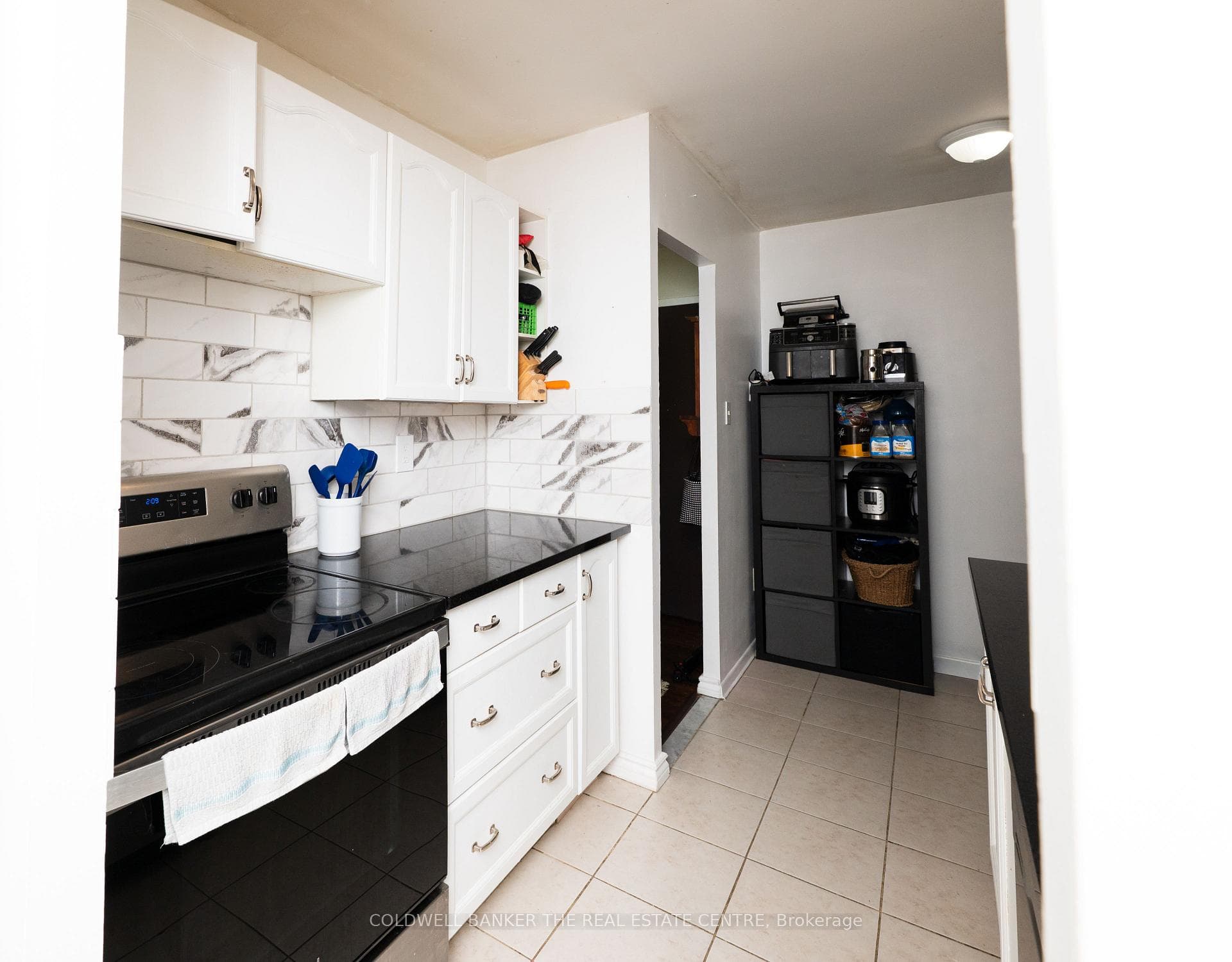 1690 Victoria Park Avenue Unit 404 photo 12