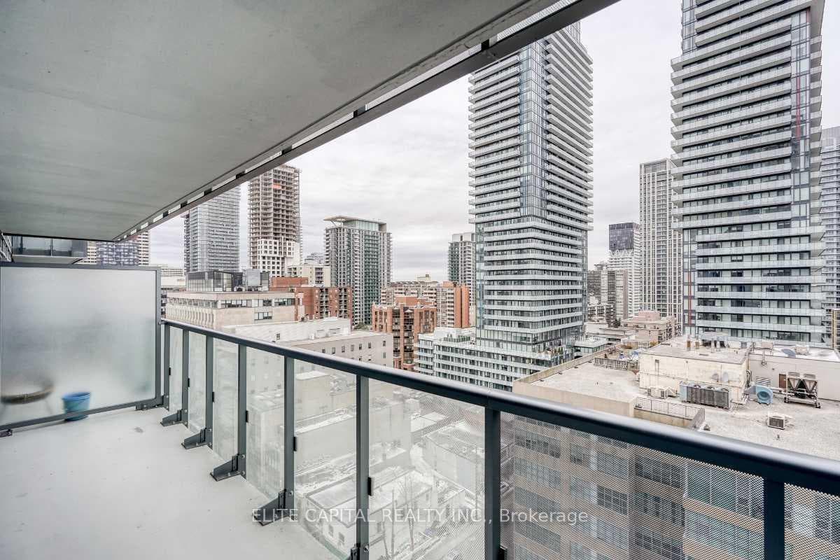 125 Redpath Avenue Unit 1502 photo 16