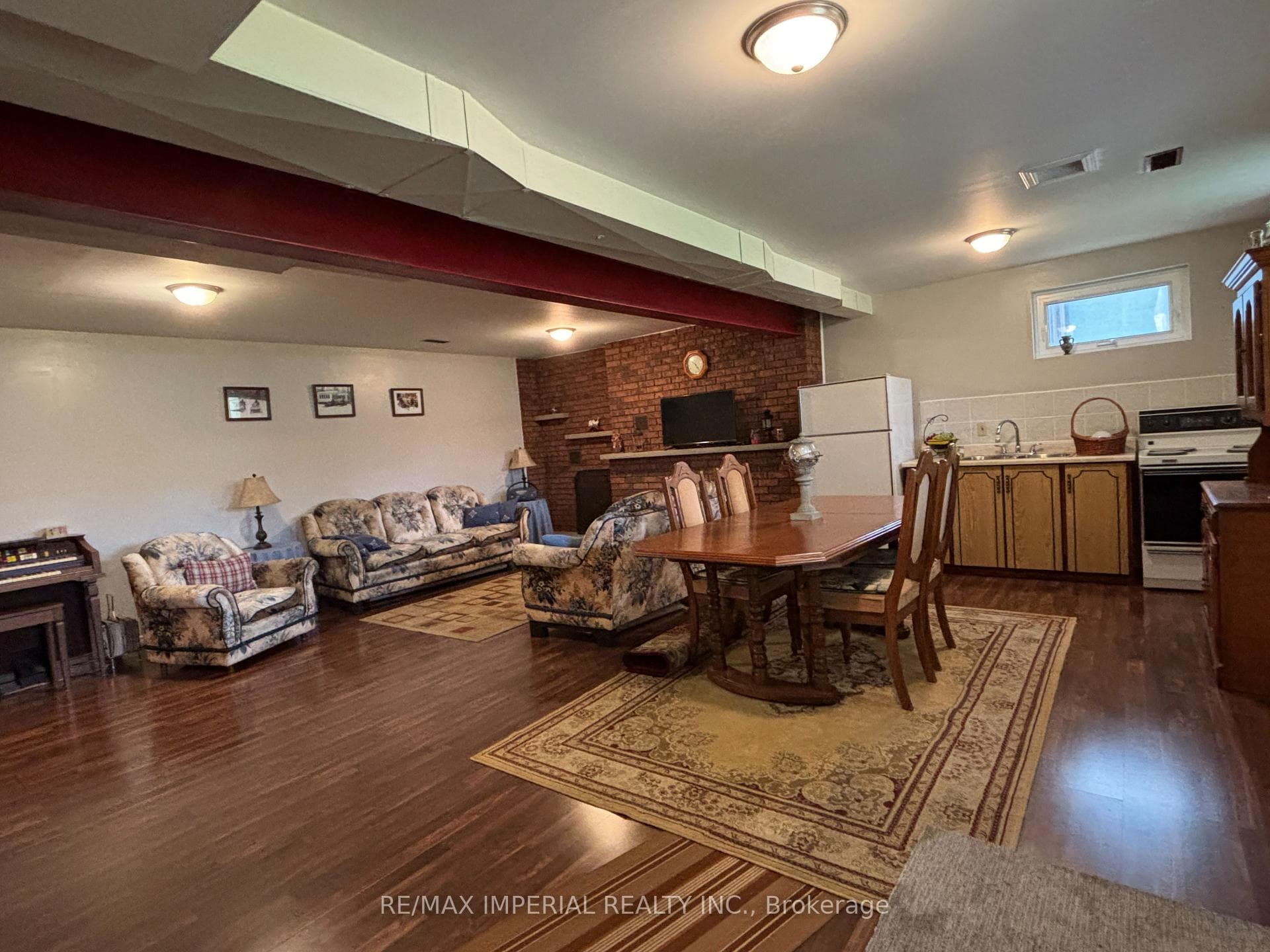 23276 Highway 48 Road photo 17