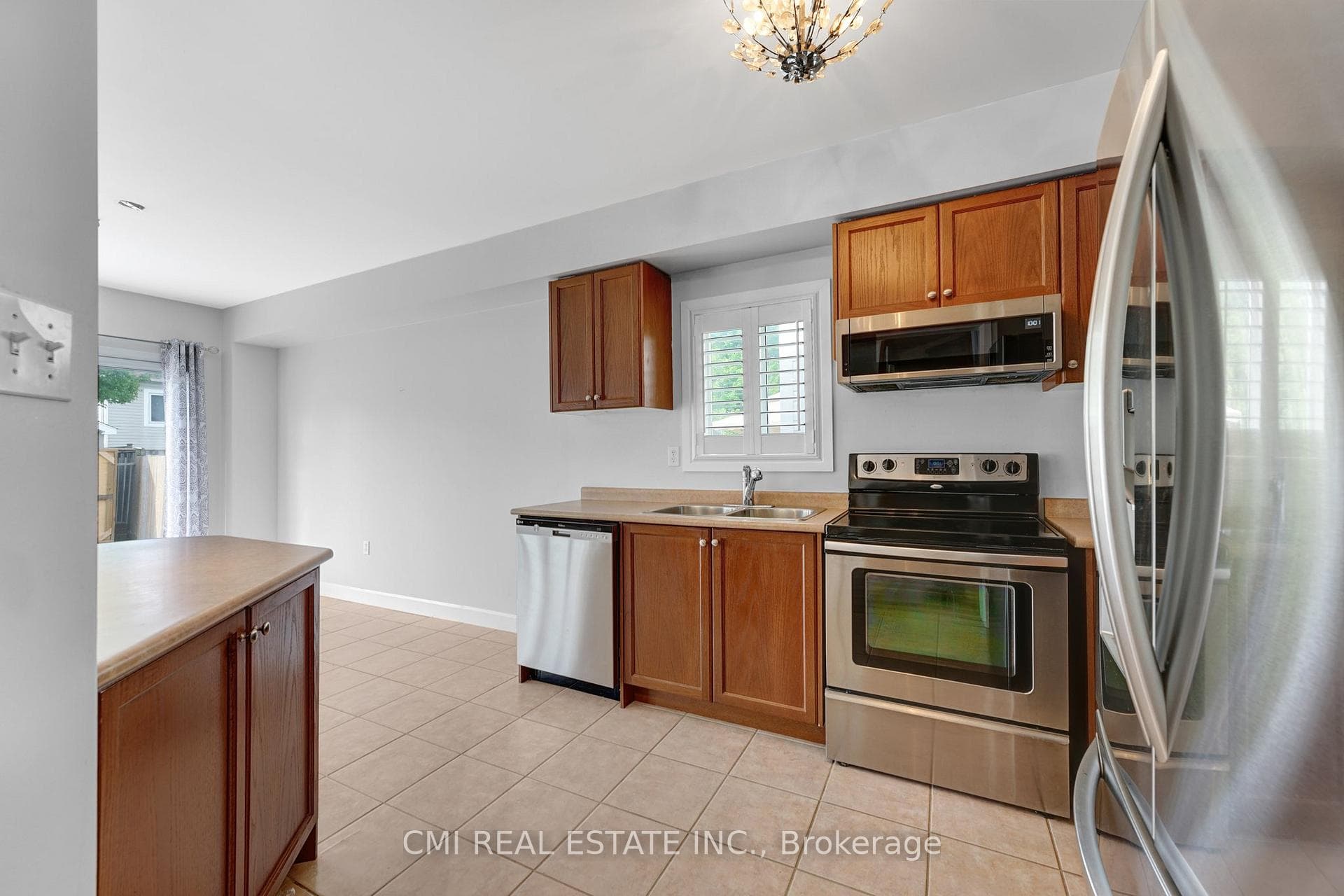 21 Truax Crescent photo 16