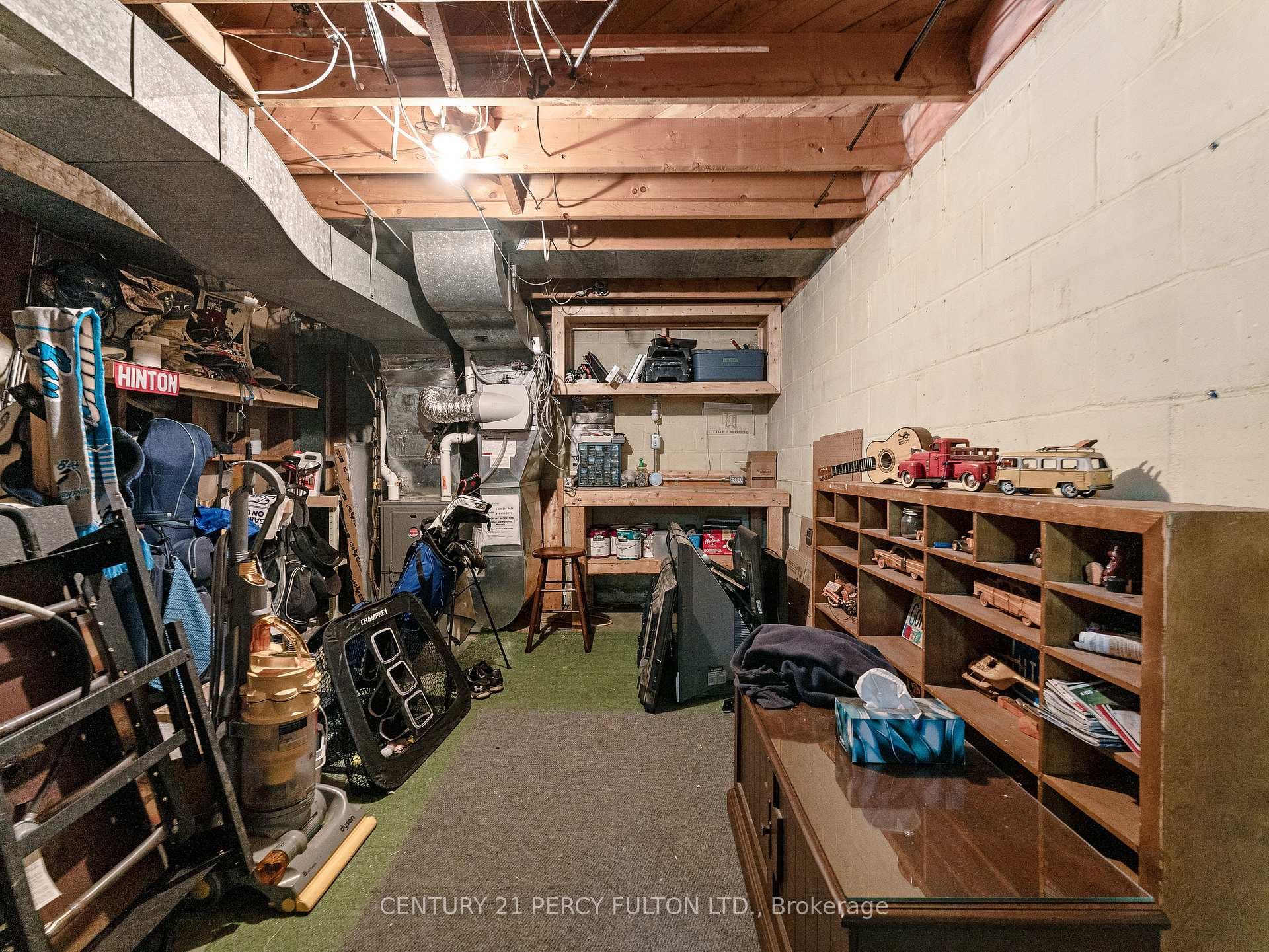 776 Regent Drive photo 32