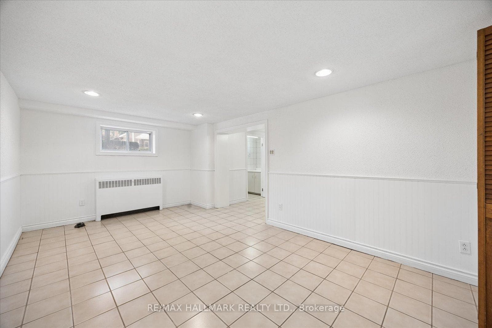 483 Cosburn Avenue photo 31