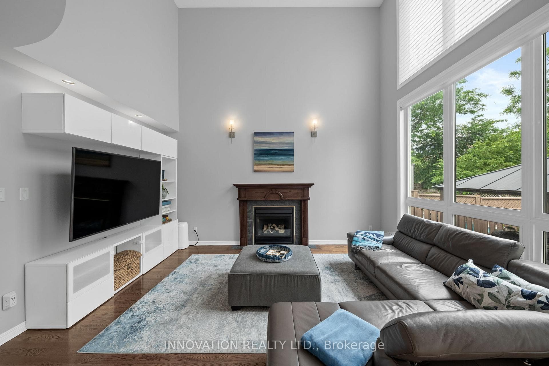 11 Bracewood Way photo 13