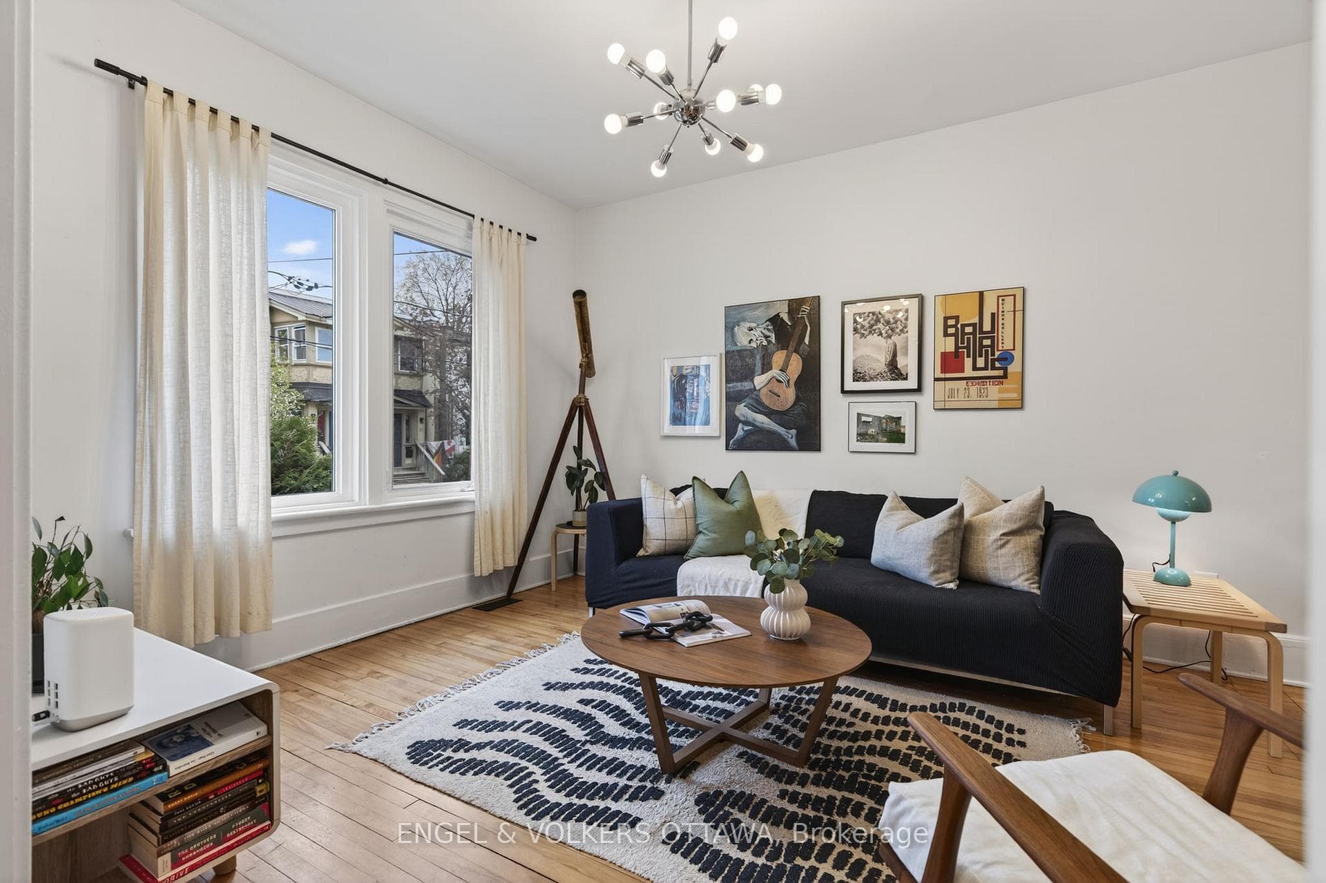 30 Roslyn Avenue photo 8