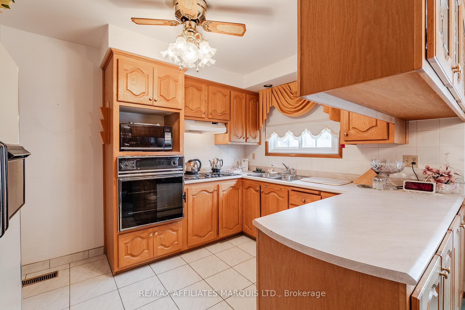 1208 Third Street photo 17