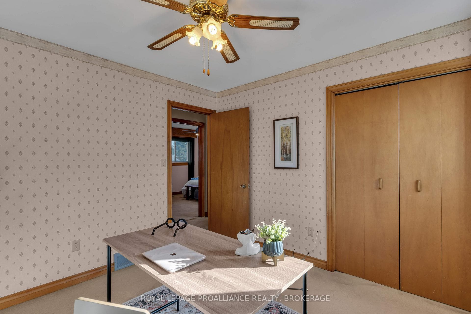 494 Roosevelt Drive photo 23