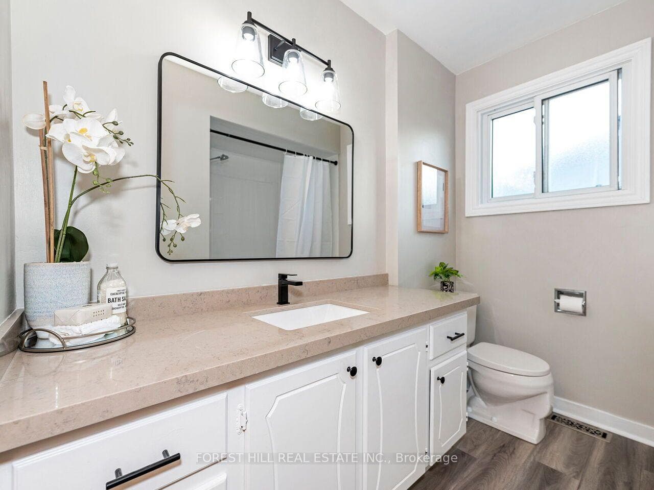 6193 Montevideo Road photo 16