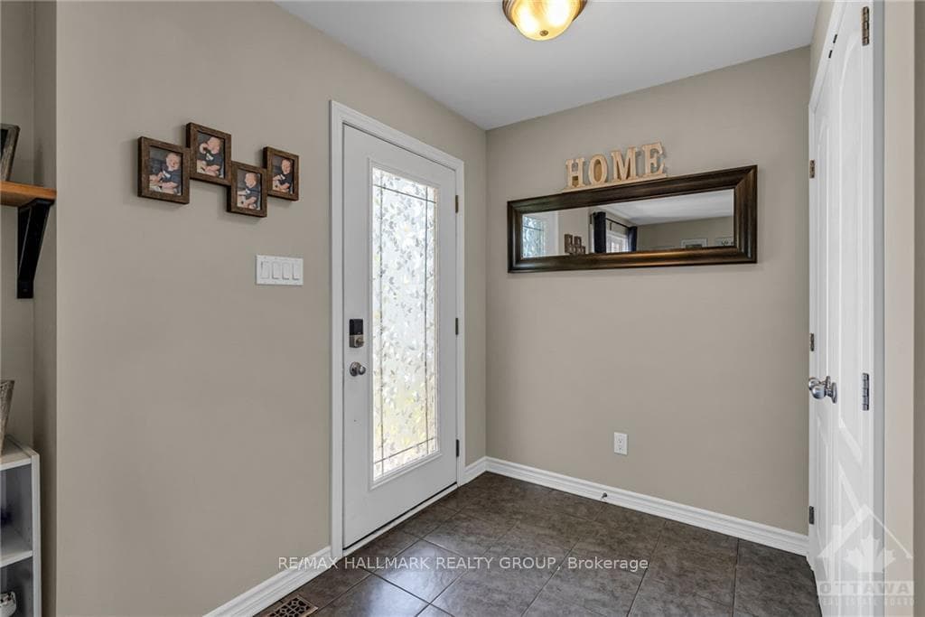 308 TRILLIUM Circle photo 2