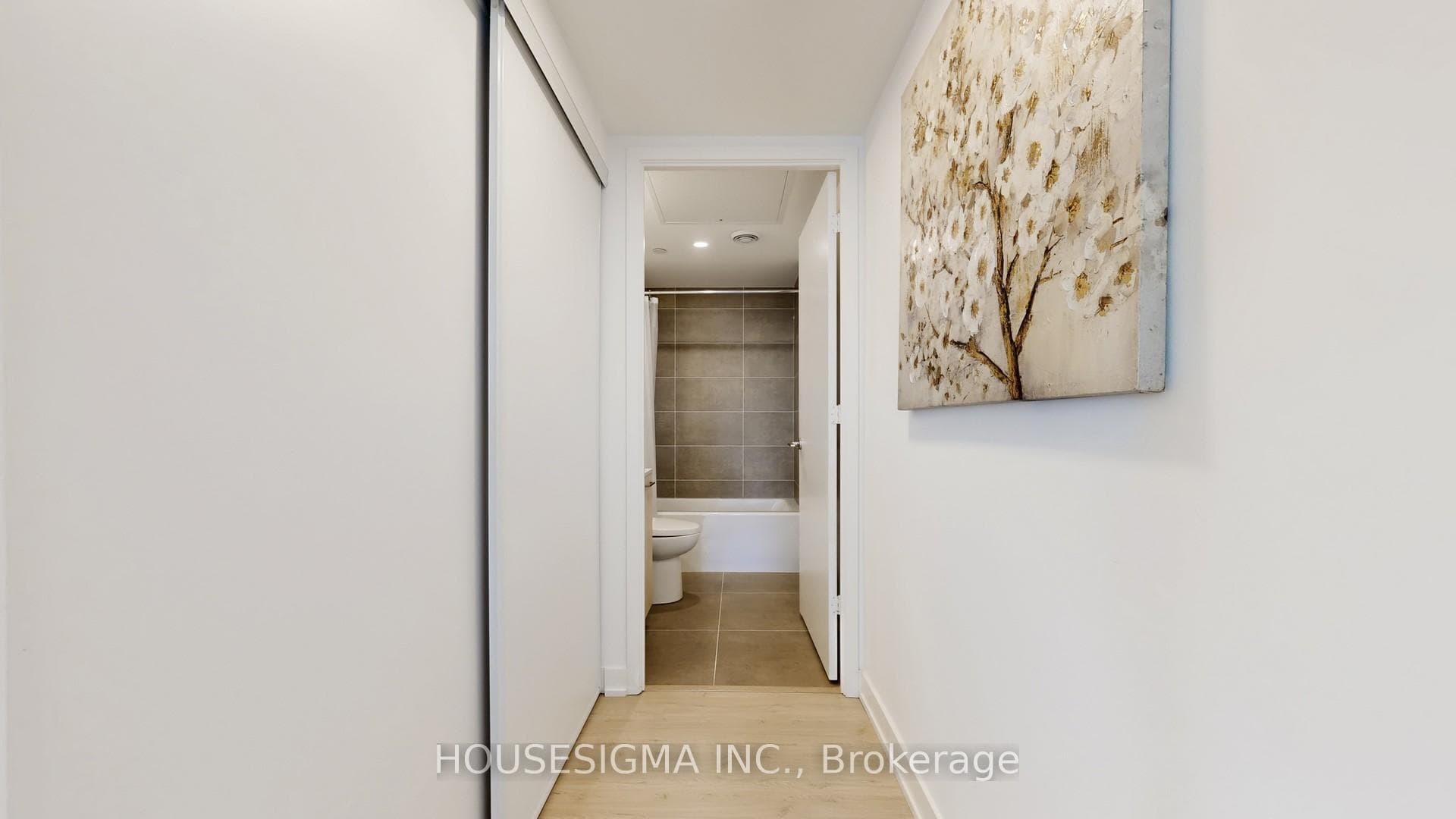 65 Mutual Street Unit 1404 photo 18