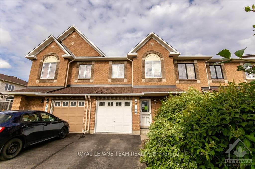186 MONTMORENCY Way photo 2