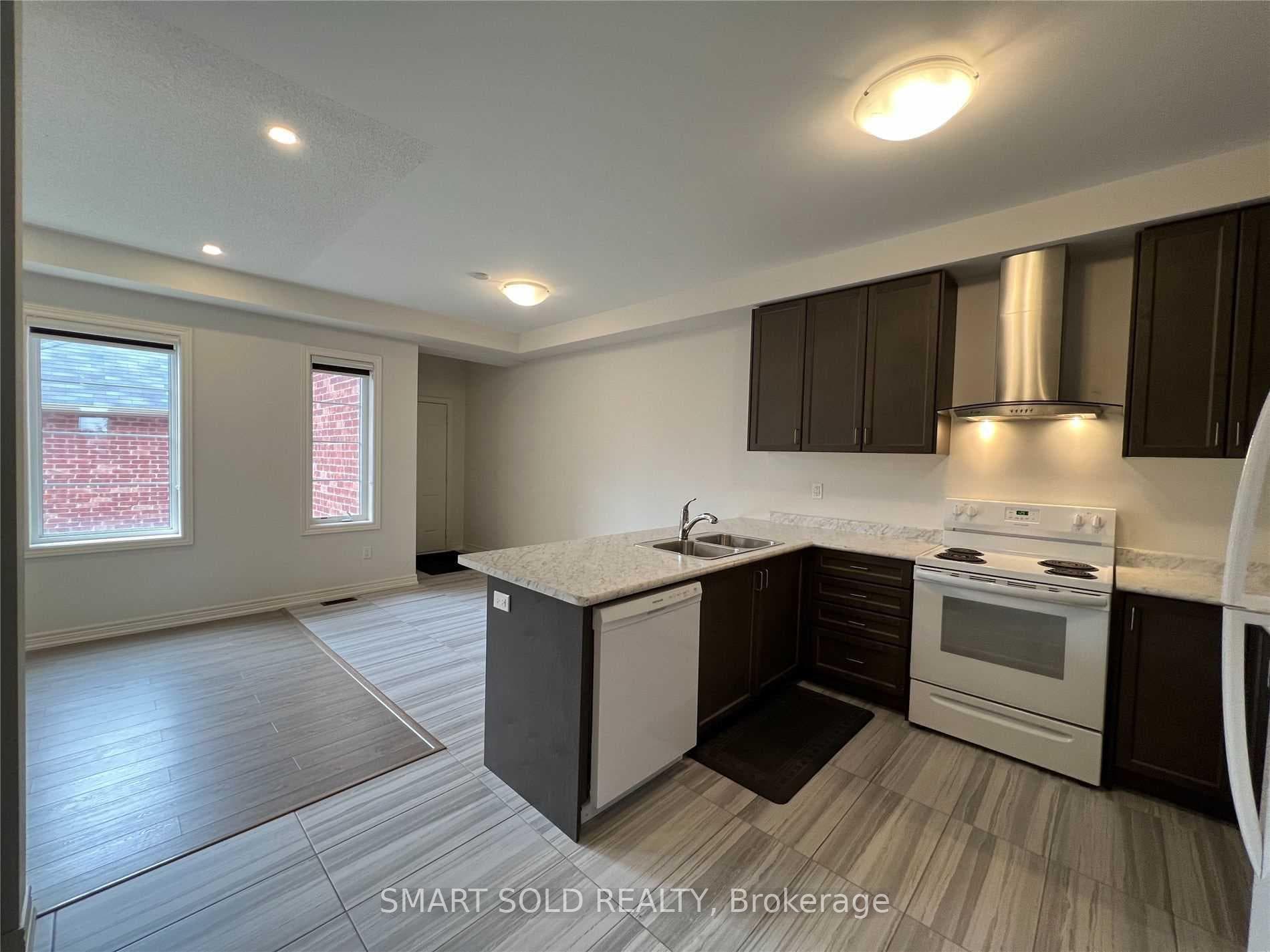 1046 Murrell Boulevard photo 11