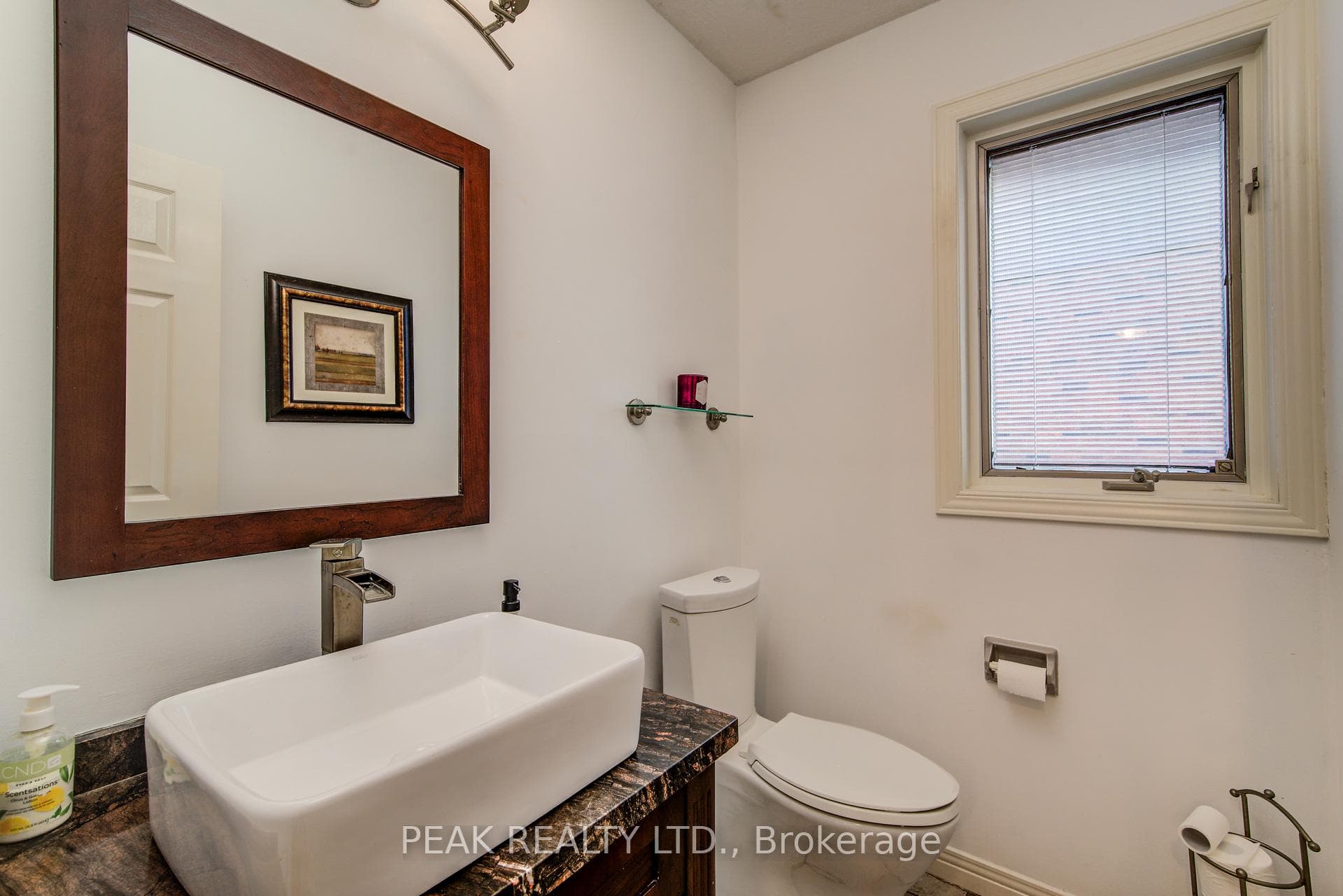 327 Wyecroft Boulevard photo 17