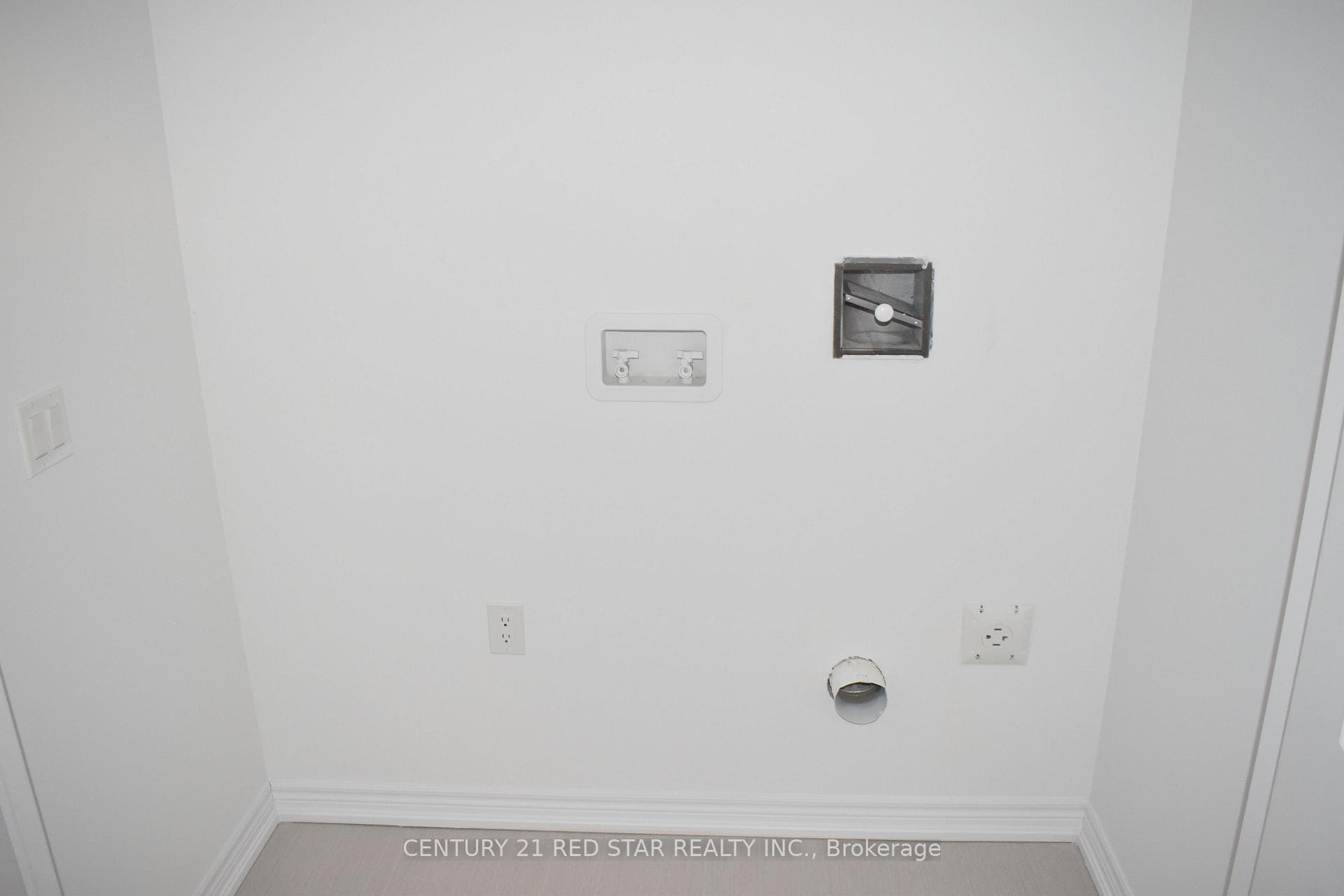 66 Edminston Drive photo 17