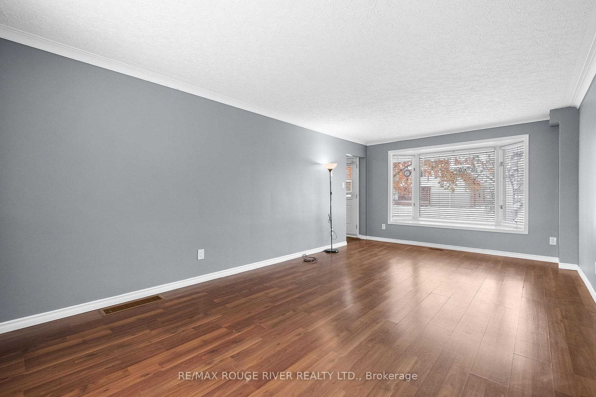 43 O'neil Crescent photo 22