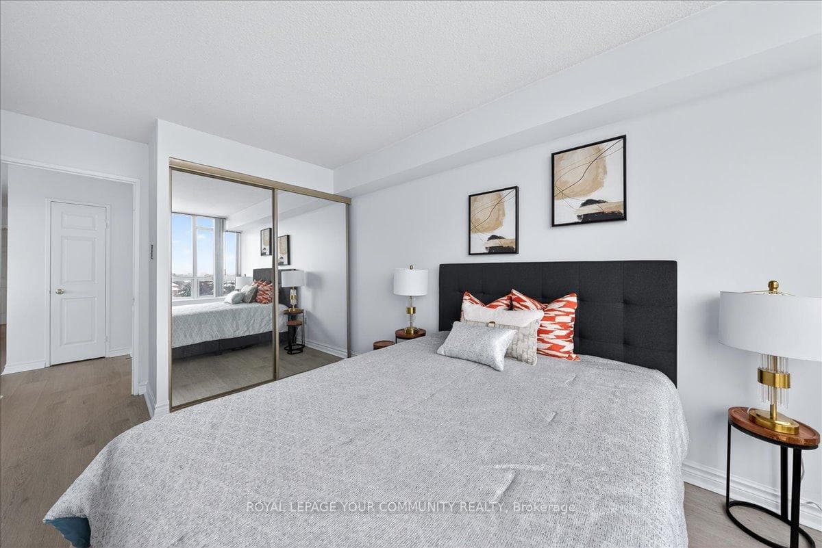 8501 Bayview Avenue Unit 804 photo 6