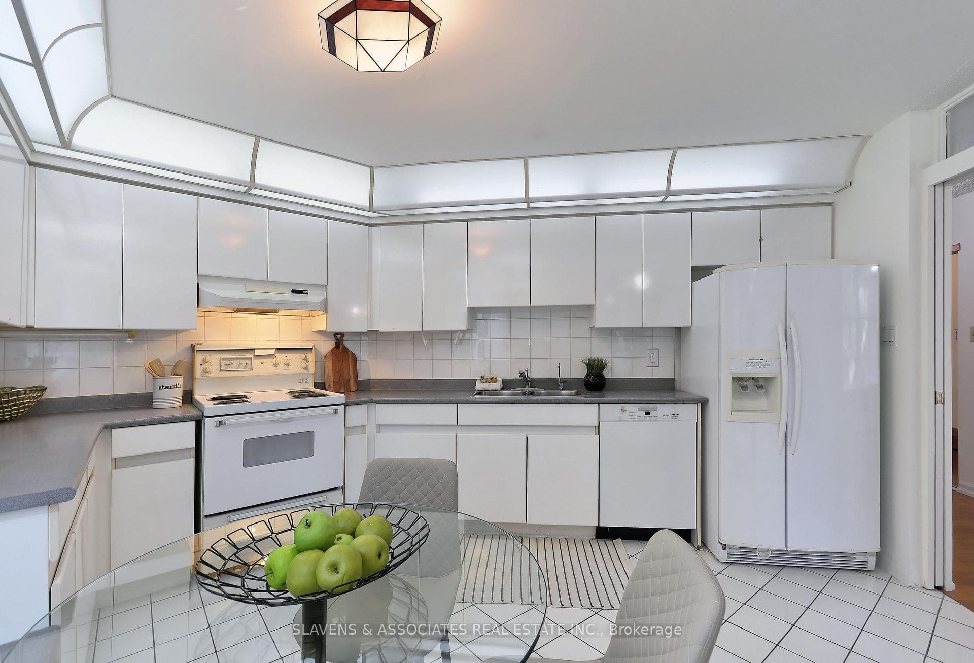 110 Promenade Circle Unit 204 photo 12